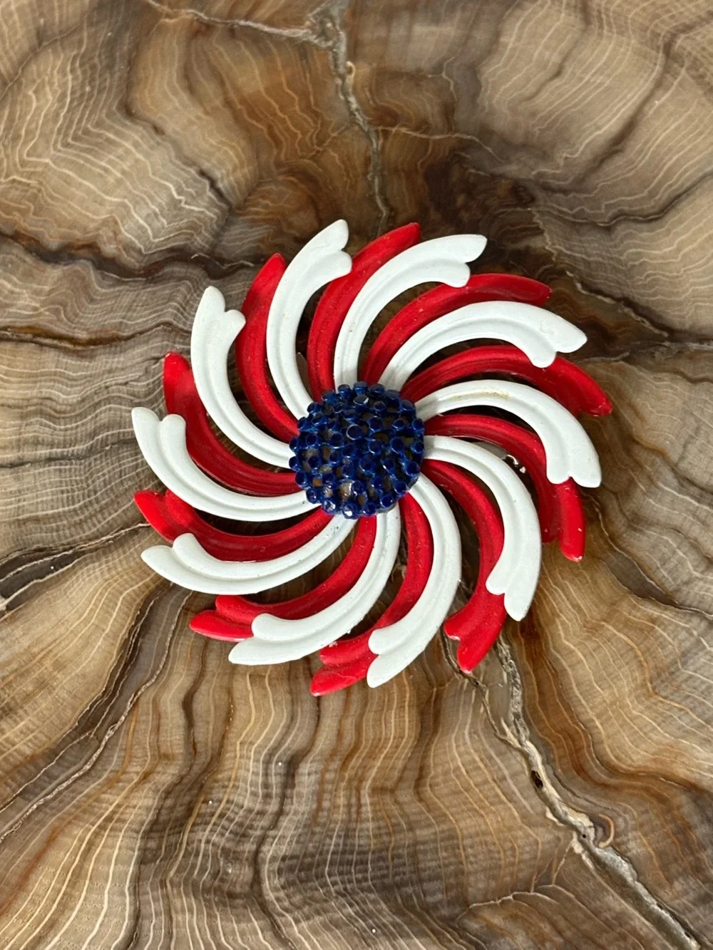 Vintage 60’s Patriotic Pinwheel Flower Power Swirl Brooch
